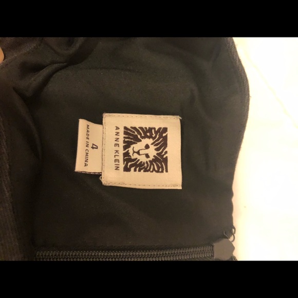 Capped sleeve Anne Klein sheath - Picture 7 of 8